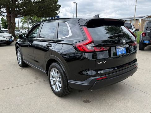 Certified 2026 Honda CR-V EX image 8