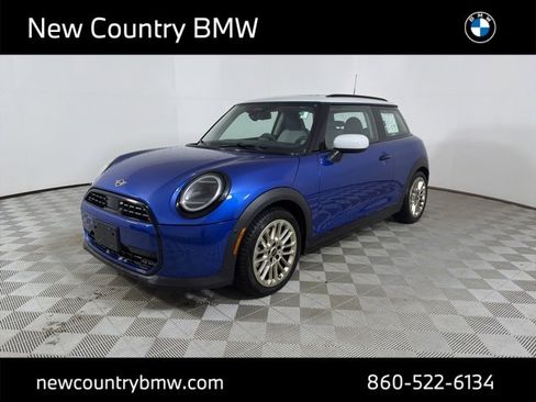 Certified 2025 MINI Cooper 2-Door Hardtop image 3