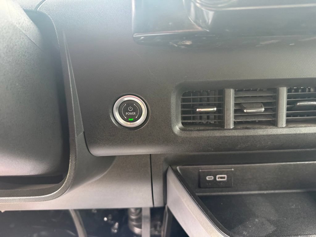 Used 2024 Chevrolet Brightdrop 600 w/ Commercial Equipment Package AWD/4WD image 18