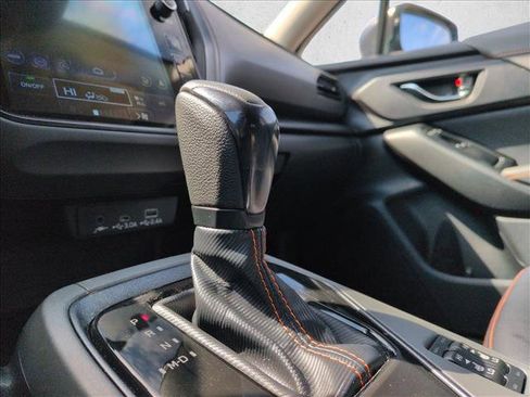 Used 2024 Subaru Crosstrek 2.5i Limited image 12