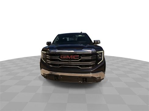 Certified 2022 GMC Sierra 1500 SLT w/ SLT Premium Plus Package image 4