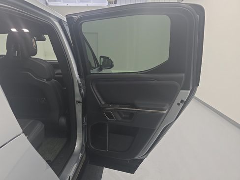 Used 2022 Rivian R1T Adventure AWD/4WD image 19