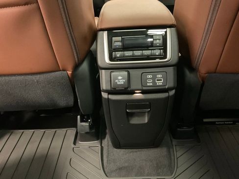 New 2026 Subaru Ascent Touring image 35