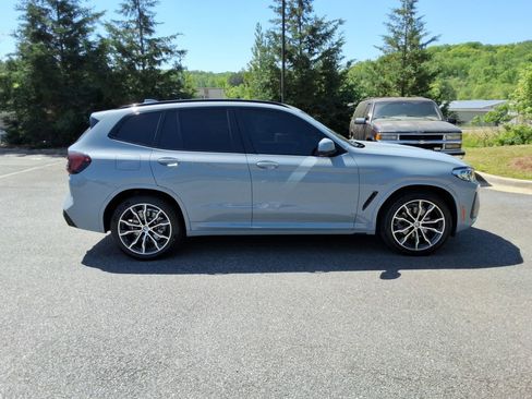 Used 2022 BMW X3 xDrive30i w/ M Sport Package 2 AWD/4WD image 4