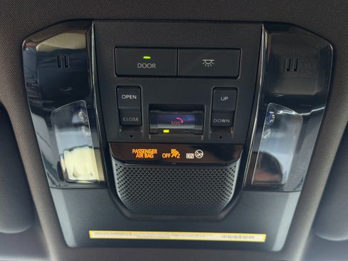 Used 2024 Lexus GX 550 AWD/4WD image 37