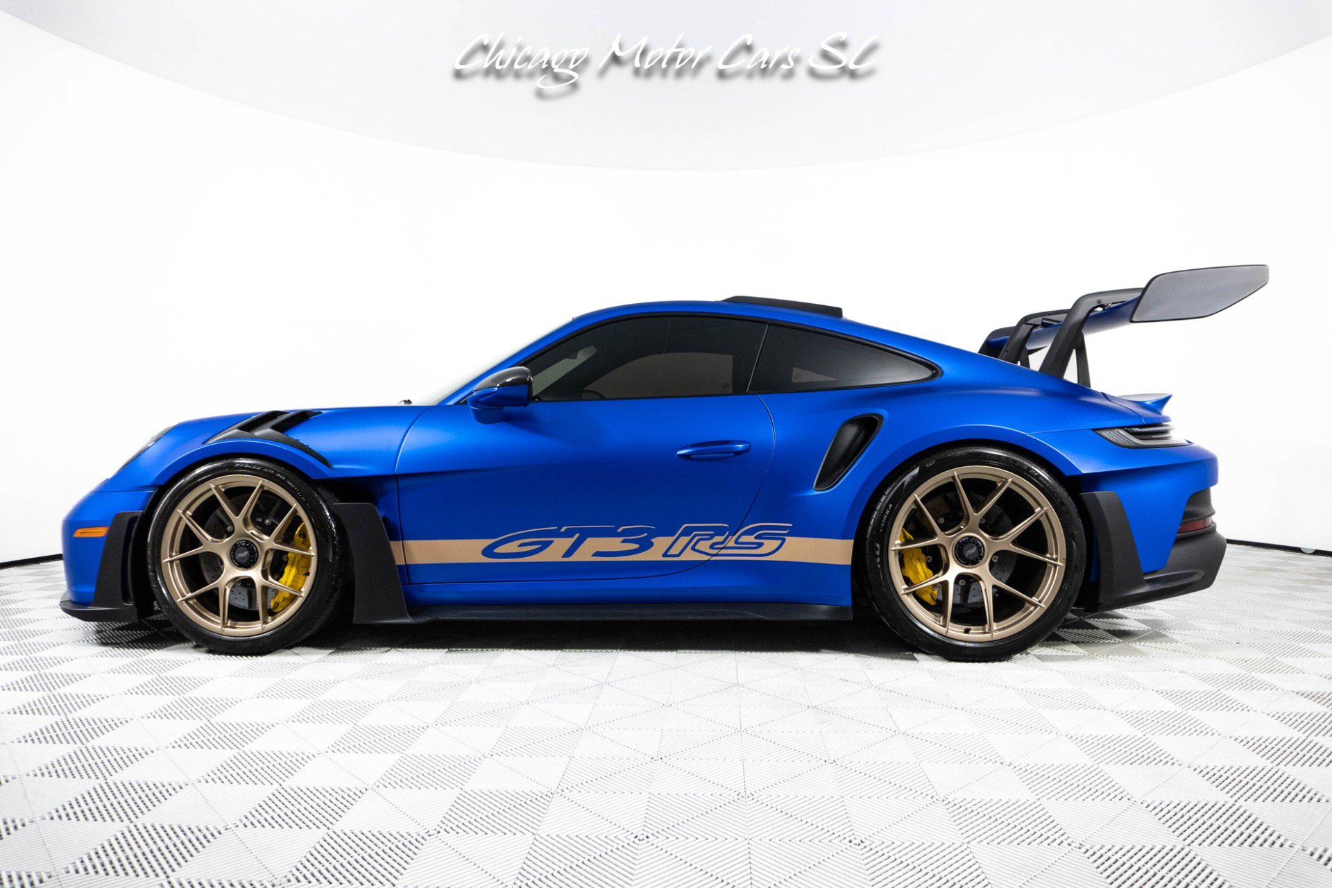 Used 2023 Porsche 911 GT3 RS RWD image 3