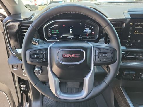 Used 2024 GMC Sierra 1500 Elevation w/ Elevation Premium Package RWD image 29
