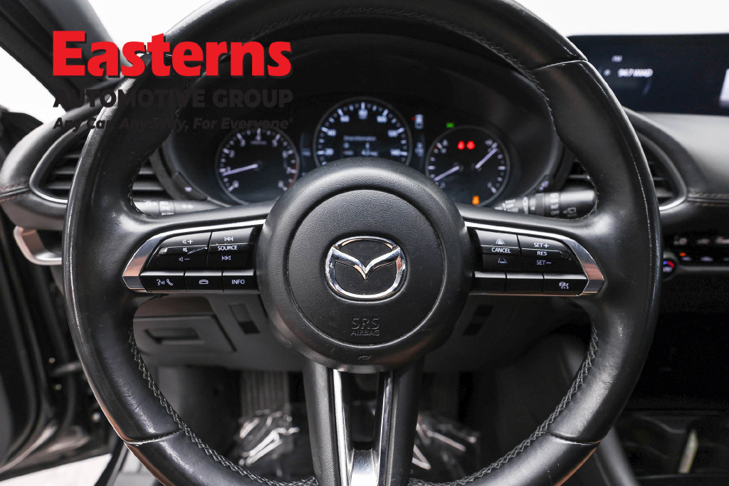 Used 2024 MAZDA MAZDA3 s FWD image 11