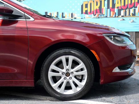 Used 2015 Chrysler 200 Limited FWD image 34
