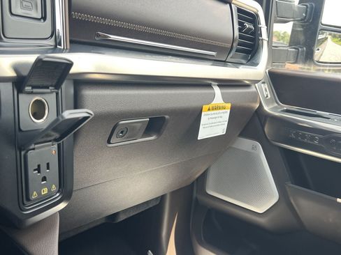 New 2026 Ford F250 King Ranch w/ Chrome Package AWD/4WD image 9