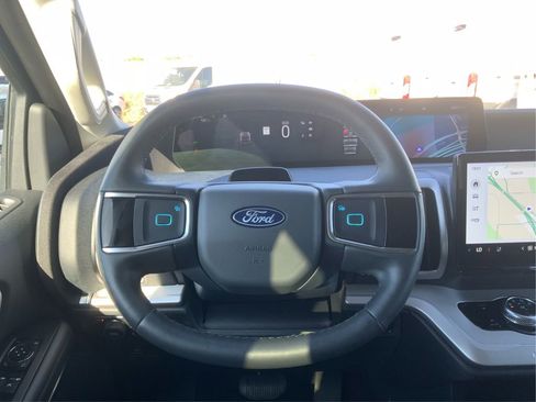 Certified 2025 Ford Expedition Max Active AWD/4WD image 19