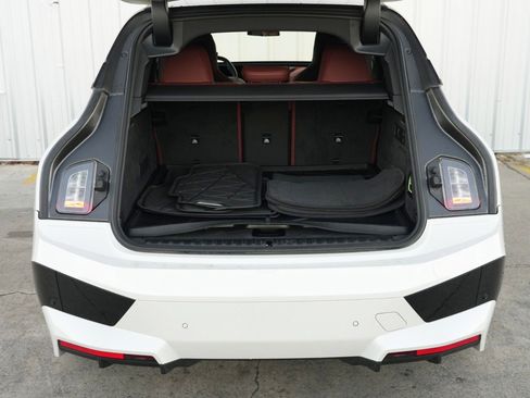 Used 2023 BMW iX M60 w/ Executive Package image 9