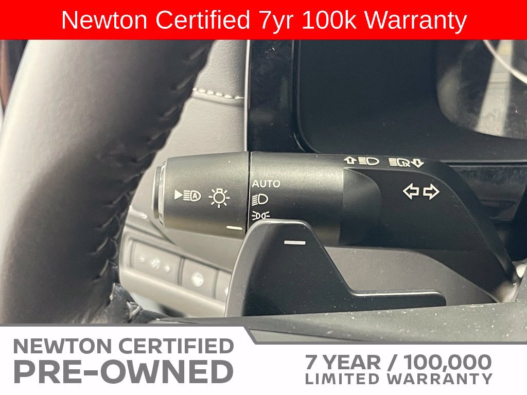 Used 2025 Nissan Pathfinder SV w/ SV Premium Package FWD image 39