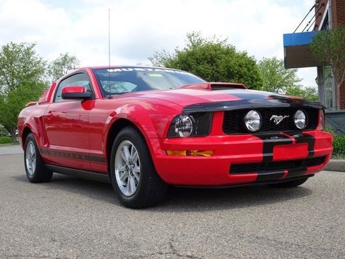 Used 2006 Ford Mustang Premium image 1