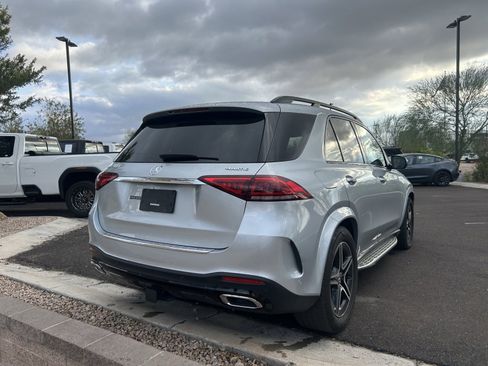 Used 2023 Mercedes-Benz GLE 450 4MATIC w/ AMG Line Exterior image 3