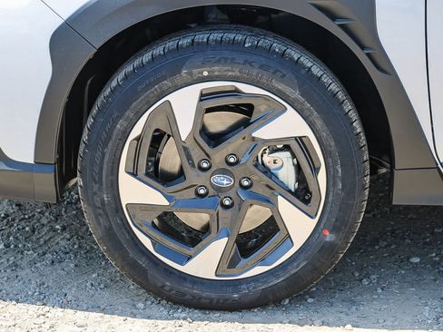 Certified 2025 Subaru Crosstrek 2.5i Limited AWD/4WD image 10