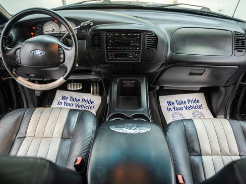 Used 2003 Ford F150 Harley-Davidson RWD image 19