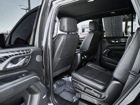 Used 2023 GMC Yukon Denali w/ Max Trailering Package AWD/4WD image 16