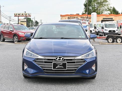 Used 2020 Hyundai Elantra SE FWD image 4
