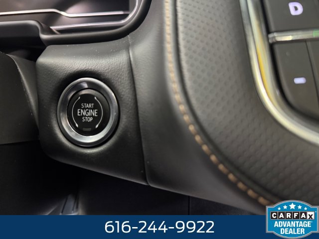 Used 2023 GMC Yukon XL AT4 AWD/4WD image 19