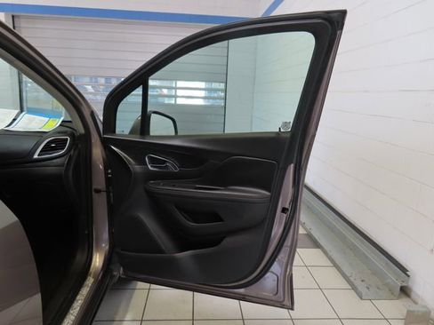 Used 2015 Buick Encore FWD image 23