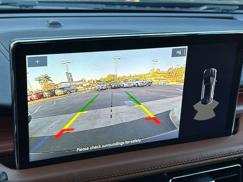 Used 2023 Lincoln Nautilus Reserve w/ Luxury Package image 19