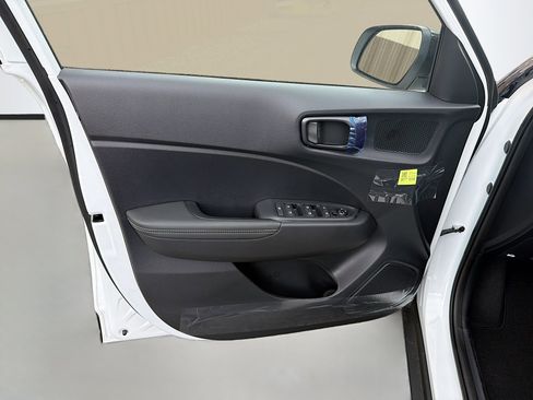 New 2026 Hyundai Venue SEL image 20