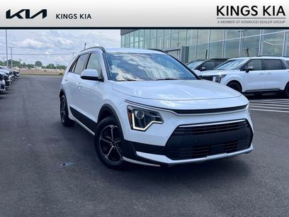 Used 2023 Kia Niro EX w/ EX Cold Weather Package