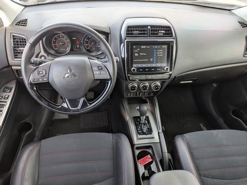 Used 2024 Mitsubishi Outlander Sport SE image 28