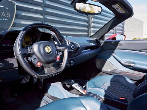 Used 2019 Ferrari 488 Spider image 2