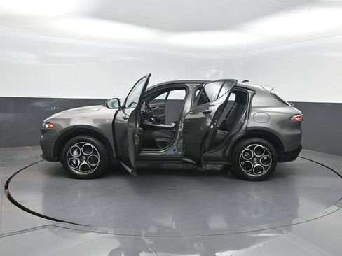 Used 2024 Alfa Romeo Tonale Ti AWD/4WD image 36