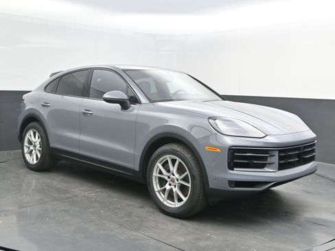 New 2026 Porsche Cayenne Coupe image 6
