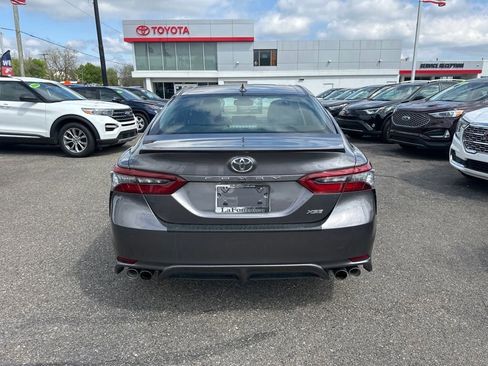 Used 2023 Toyota Camry XSE FWD image 7