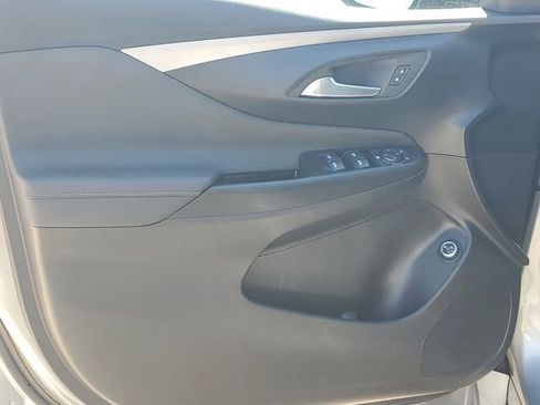 Certified 2025 Buick Envista Sport Touring FWD image 20