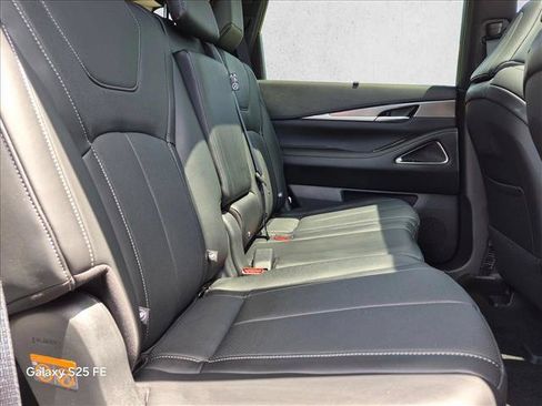 Used 2025 INFINITI QX60 Luxe AWD/4WD image 23