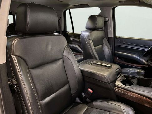 Used 2019 GMC Yukon SLT AWD/4WD image 27