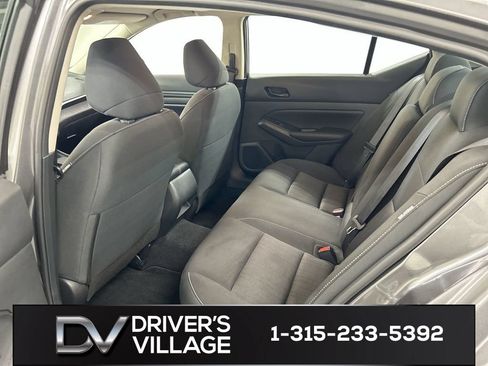 Used 2023 Nissan Altima 2.5 S FWD image 19