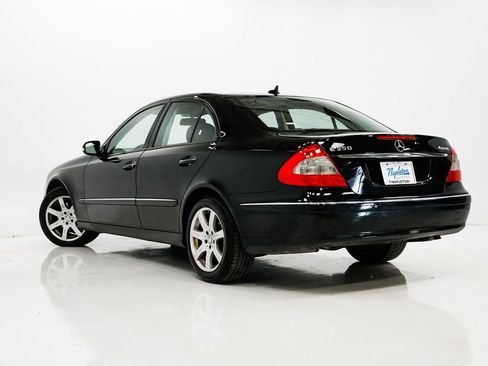 Used 2008 Mercedes-Benz E 350 4MATIC Sedan image 23