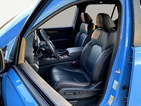 Used 2023 Honda Pilot TrailSport image 17