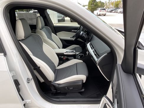 New 2026 BMW X1 xDrive28i AWD/4WD image 21