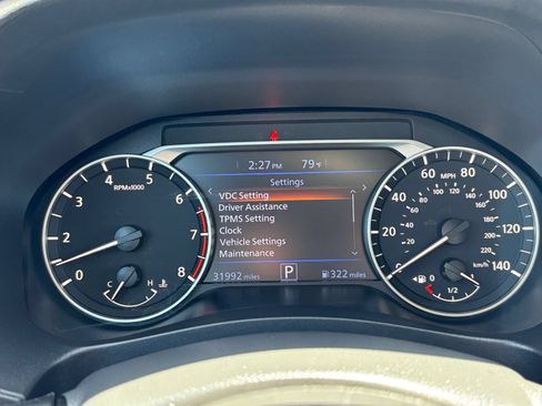 Used 2025 Nissan Altima 2.5 SV FWD image 36
