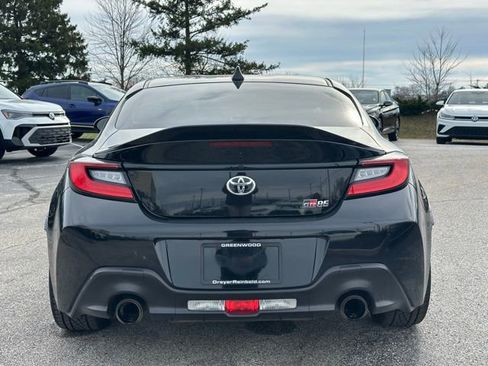 Used 2024 Toyota GR86 Premium image 6