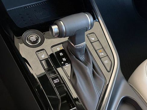 New 2026 Kia Niro EX FWD image 25