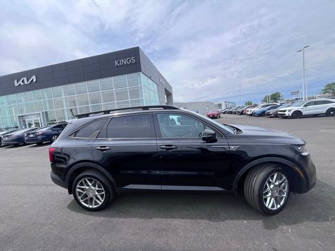Certified 2021 Kia Sorento SX Prestige AWD/4WD image 2