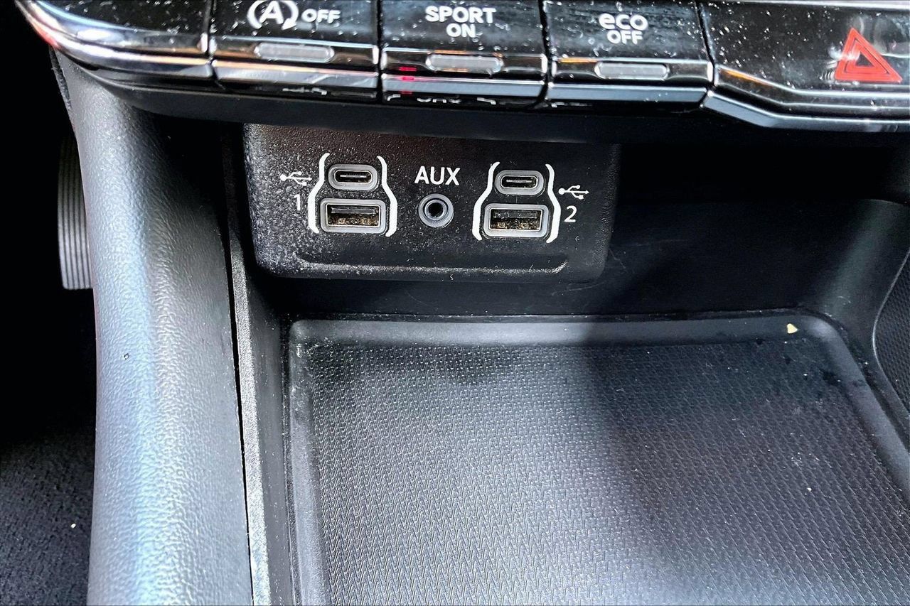 Certified 2024 Dodge Durango GT AWD/4WD image 17
