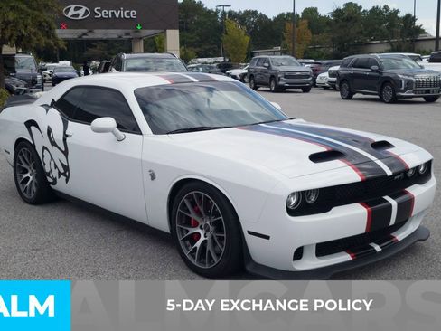 Used 2020 Dodge Challenger SRT Hellcat w/ Plus Package image 4