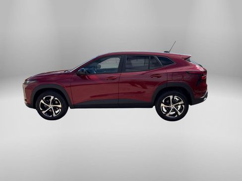 Used 2024 Chevrolet Trax RS w/ Sunroof Package FWD image 9