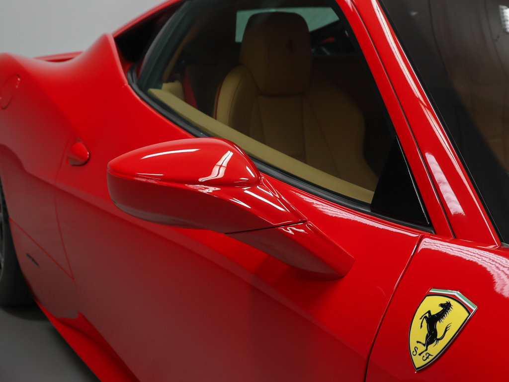 Certified 2013 Ferrari 458 Italia Coupe RWD image 8