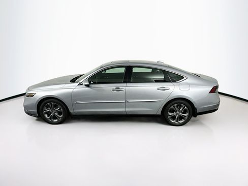 Used 2025 Honda Accord EX-L image 4