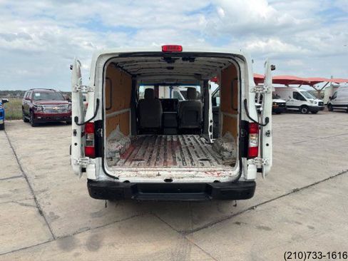 Used 2014 Nissan NV 2500 SV RWD image 19